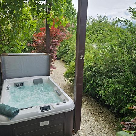 Premium Apartment Mit Privatem Whirlpool, Sauna, Garten Sankt Martin am Grimming Bagian luar foto