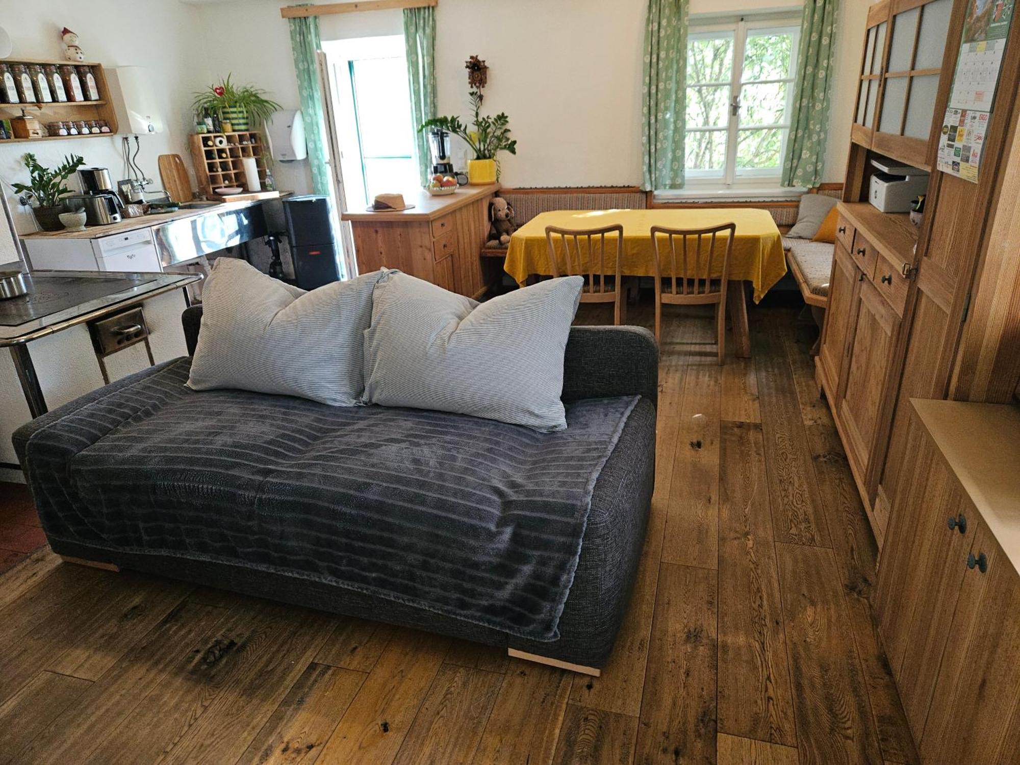 Premium Apartment Mit Privatem Whirlpool, Sauna, Garten Sankt Martin am Grimming Bagian luar foto